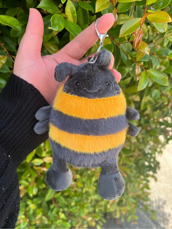 Other Accessories - CHUNKY BEE PLUSH KEYCHAIN